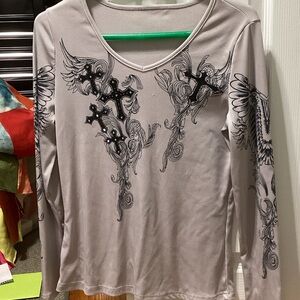 Amazon Gray Long Sleeve Top with Black Cross Design